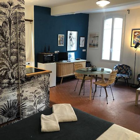Appartement Grand Studio Rue du Panier à Marseille Extérieur photo