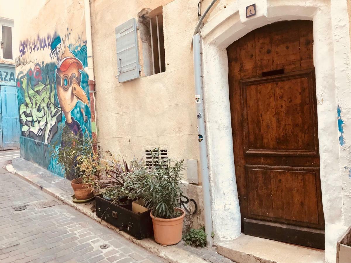 Appartement Grand Studio Rue du Panier à Marseille Extérieur photo